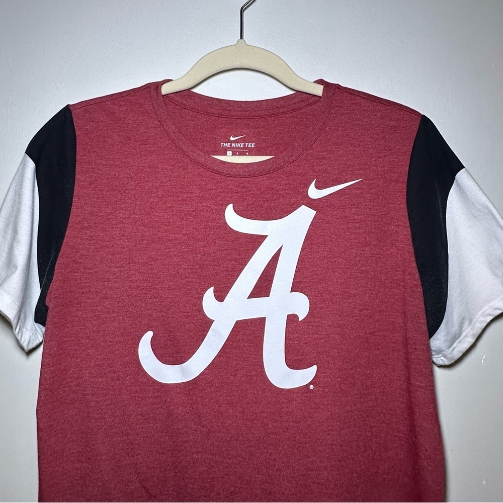 Nike Alabama Crimson and White Logo Short Sleeve T-shirt size Large - Picture 2 of 8